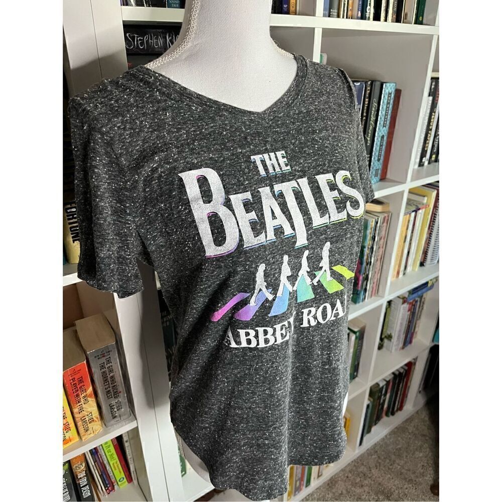 The Beatles Abbey Road Gray Space-Dyed Short Sleeve V Neck Graphic Tee Size XS